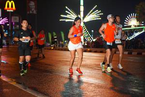 BIB: 1745, 63214
                            <button type="button" onclick="openModal(16205733)" class="btn btn-primary btn-sm float-right btn-popup" data-toggle="modal" data-target=".modal-high-quality">
                        <i class="fas fa-shopping-cart"></i> Add to Cart
                    </button>
                                            <button type="button" onclick="isThisMe(16205733, true)" class="btn btn-success btn-sm float-right btn-popup btn-isme hidden" data-toggle="tooltip" data-placement="bottom" title="นี่คือรูปของคุณใช่ไหม คลิกที่นี่เพื่อเอาเข้าอัลบั้ม">
                        <i class="fas fa-plus"></i> Add to album
                    </button>
                    <button type="button" onclick="isThisMe(16205733, false)" class="btn btn-warning btn-sm float-right btn-popup btn-isnotme hidden">
                        <i class="fas fa-ban"></i> Remove from album
                    </button>